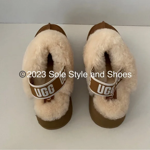 UGG Funkette Slippers Chestnut New without Box